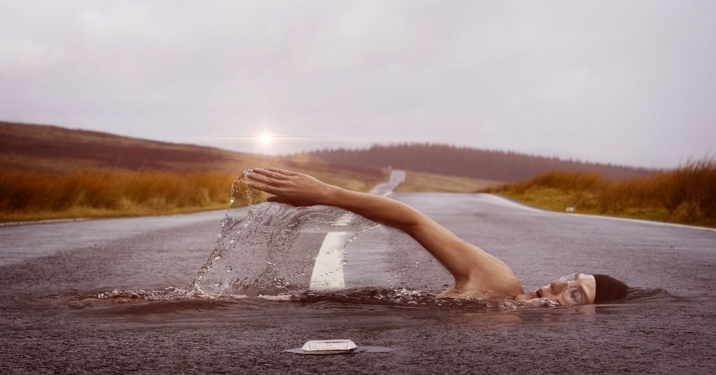 swimmer-1678307_1920-1030x616